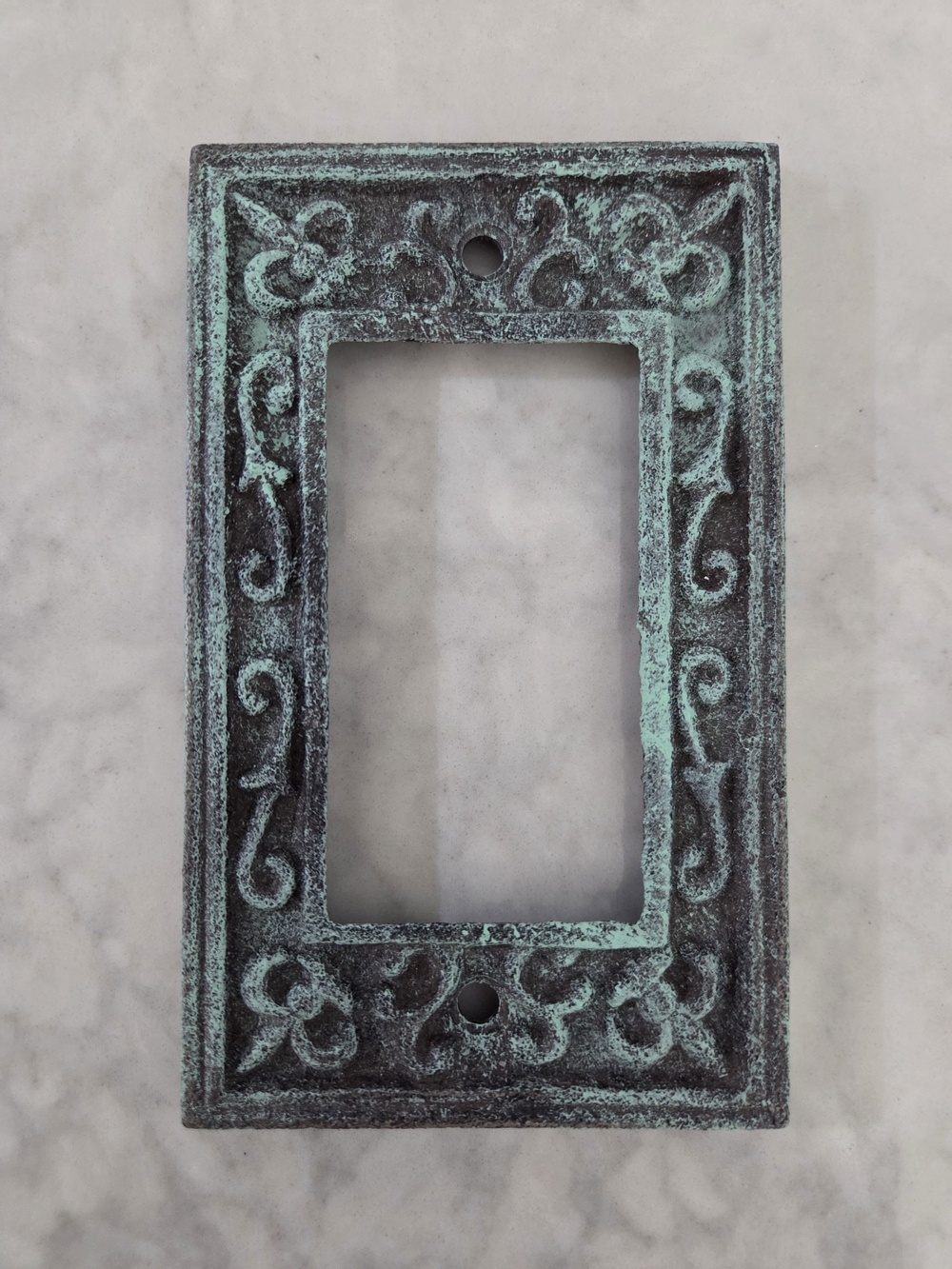 Decorative Verdigris Single Toggle Wall Plate Cover, Cast Iron With Patina